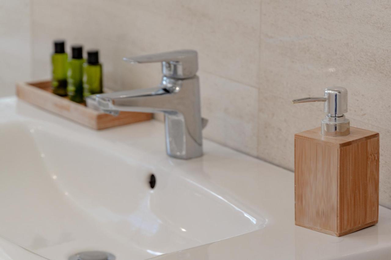 Palomar Luxury Apartment *