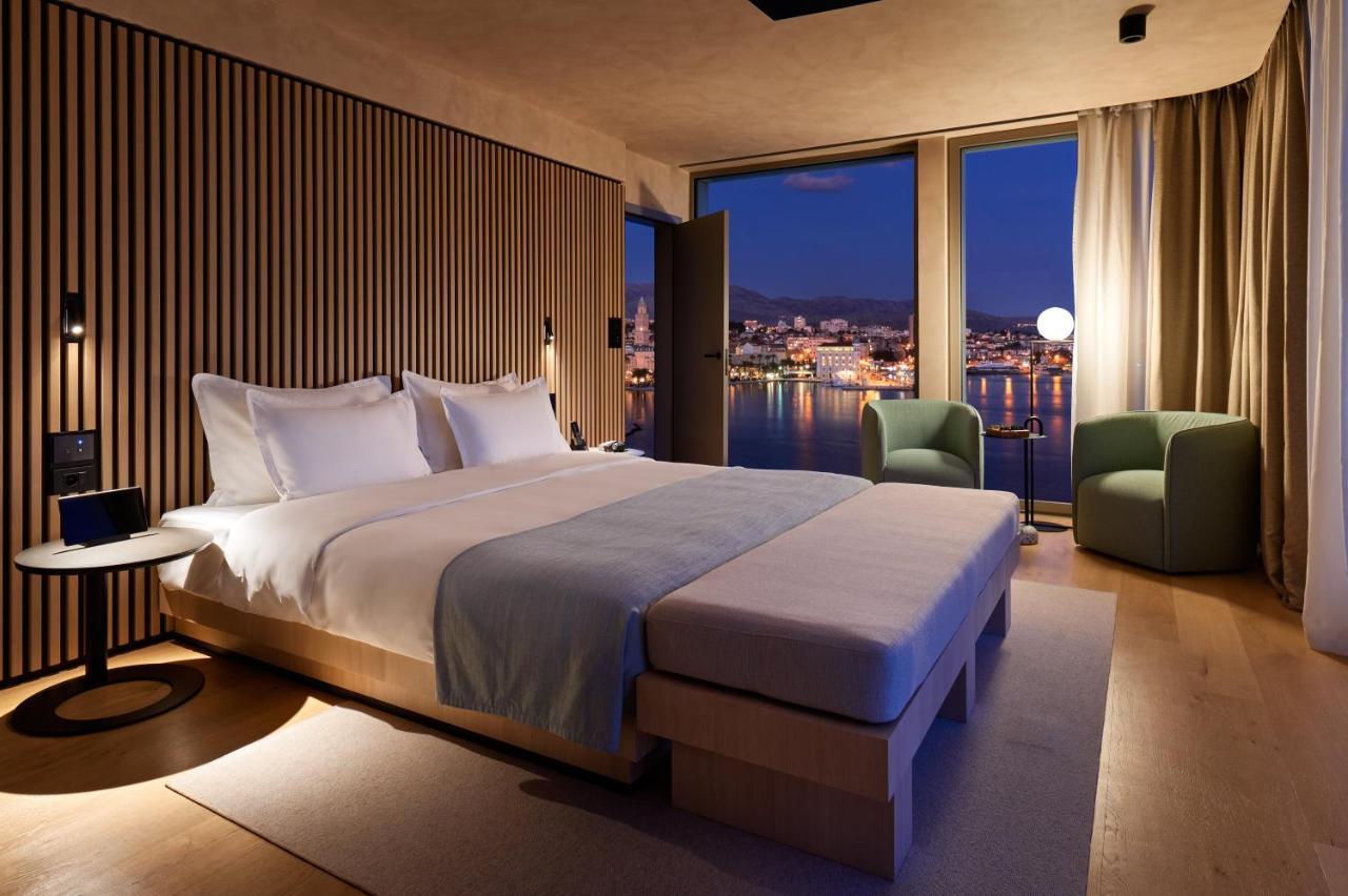Ambasador Hotel 5*