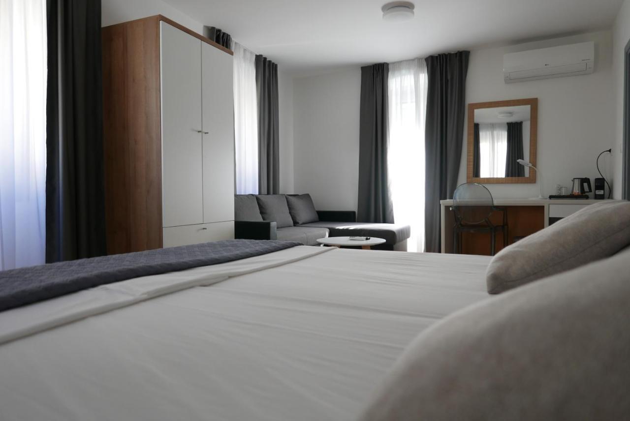 Tri Lava Luxury Living Guest house