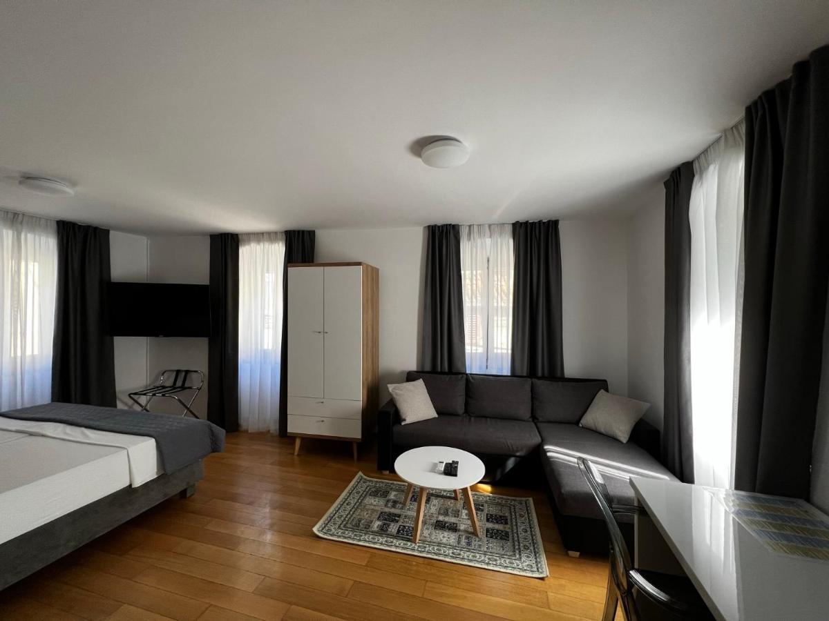Tri Lava Luxury Living Split