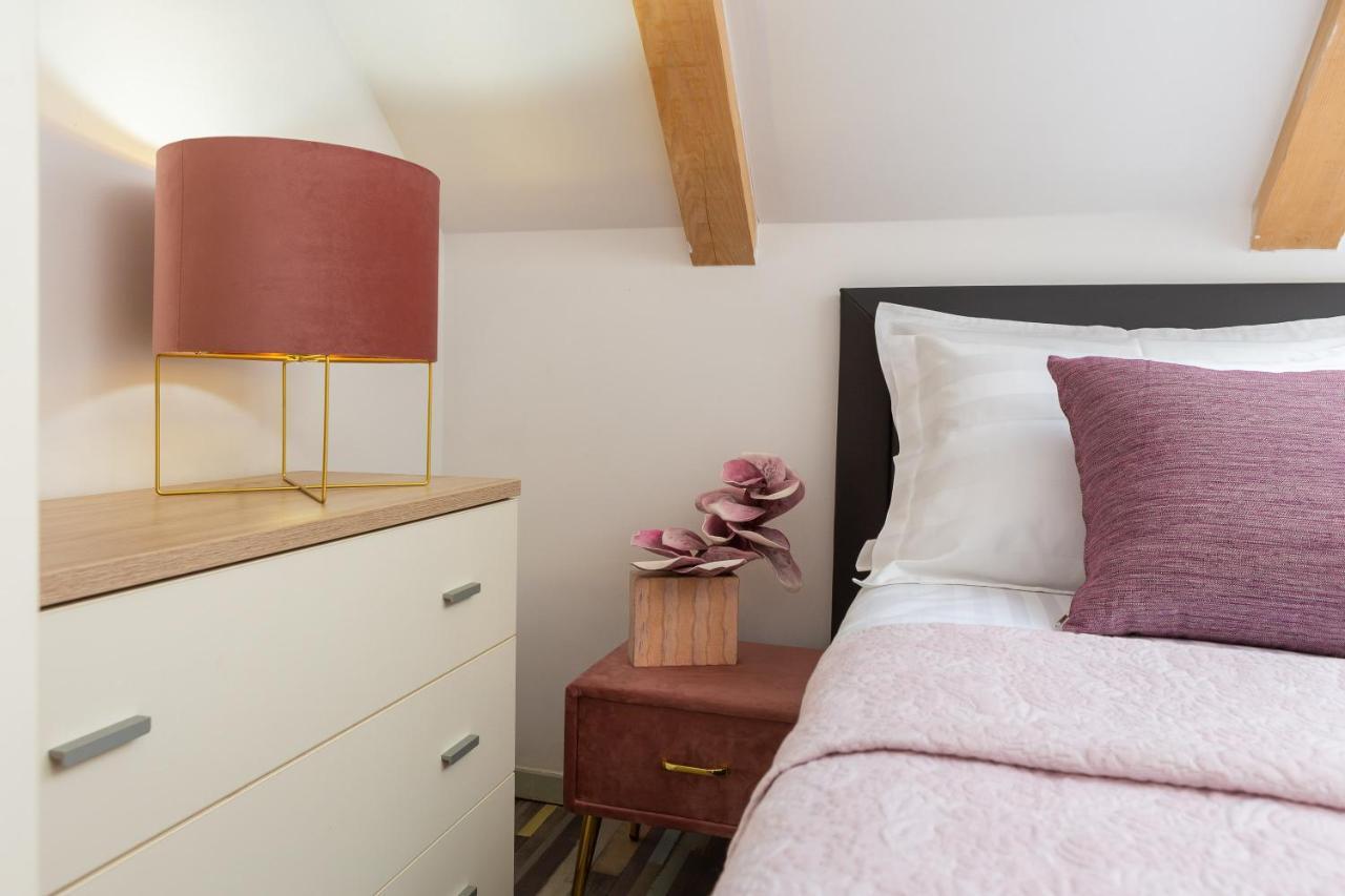 Apartment Romantic Attic