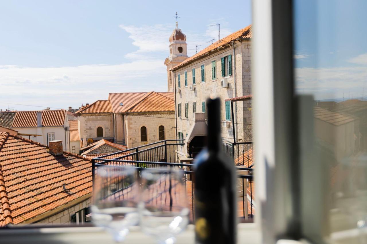 Modern Cozy Bonnie In Center Of Split. * Split