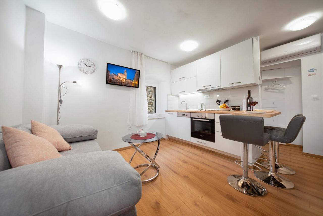 3m Golden Gate Apartment