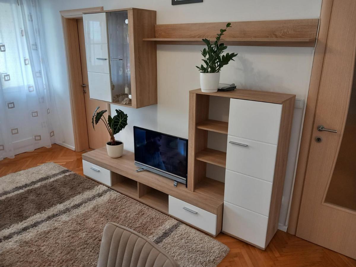 Lile Apartment Split