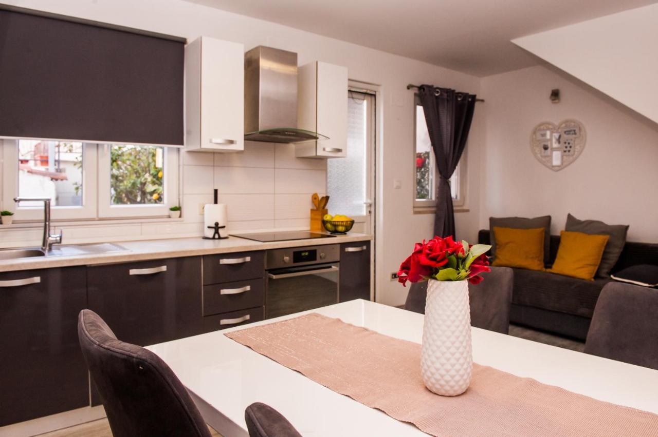 Apartment Miki - City Center With Large Balcony Split