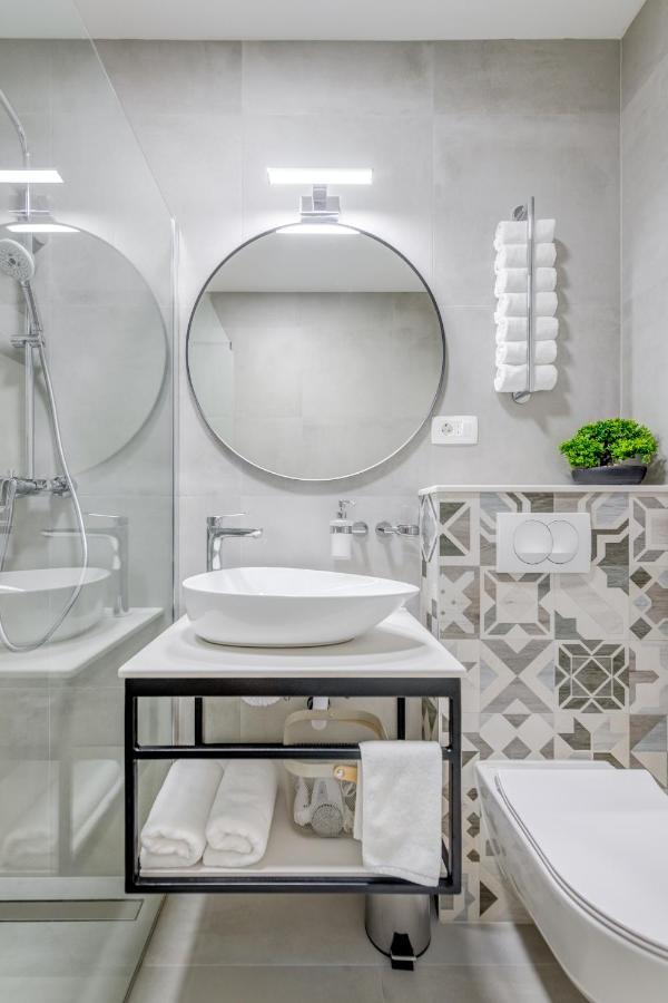 Brand New Luxury Asi Apartment *