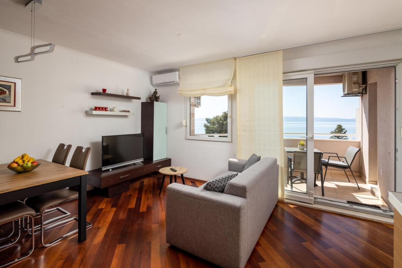 Big Modern Two - Bedroom With Sea View And Balcony - * Split