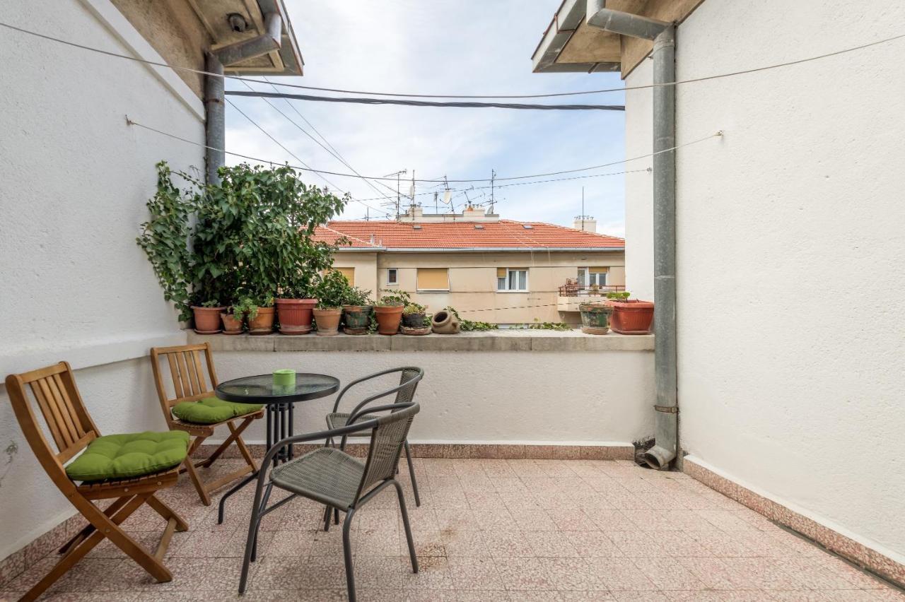 Apartman Classy W Terrace In The Heart Of *