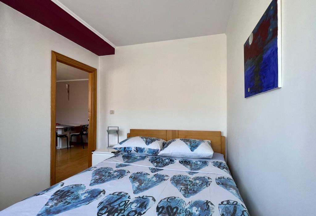 Josip Apartment *