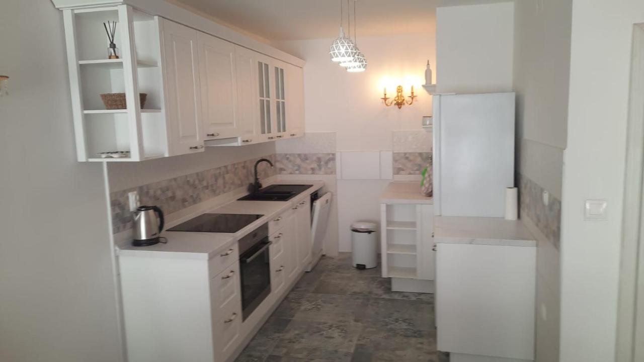 Virna Apartment *