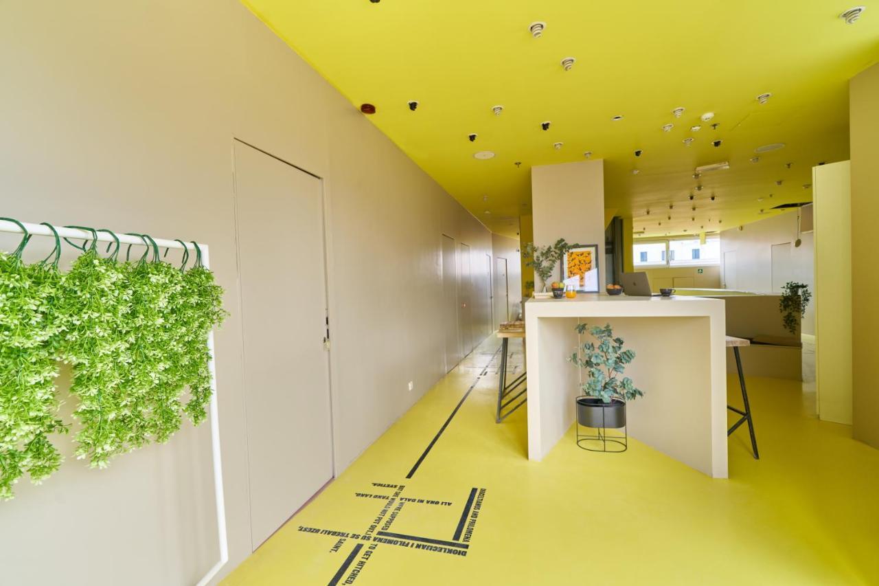 Design One Hostel