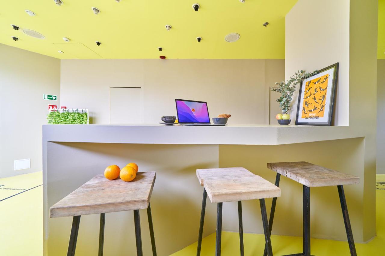 Design One Hostel