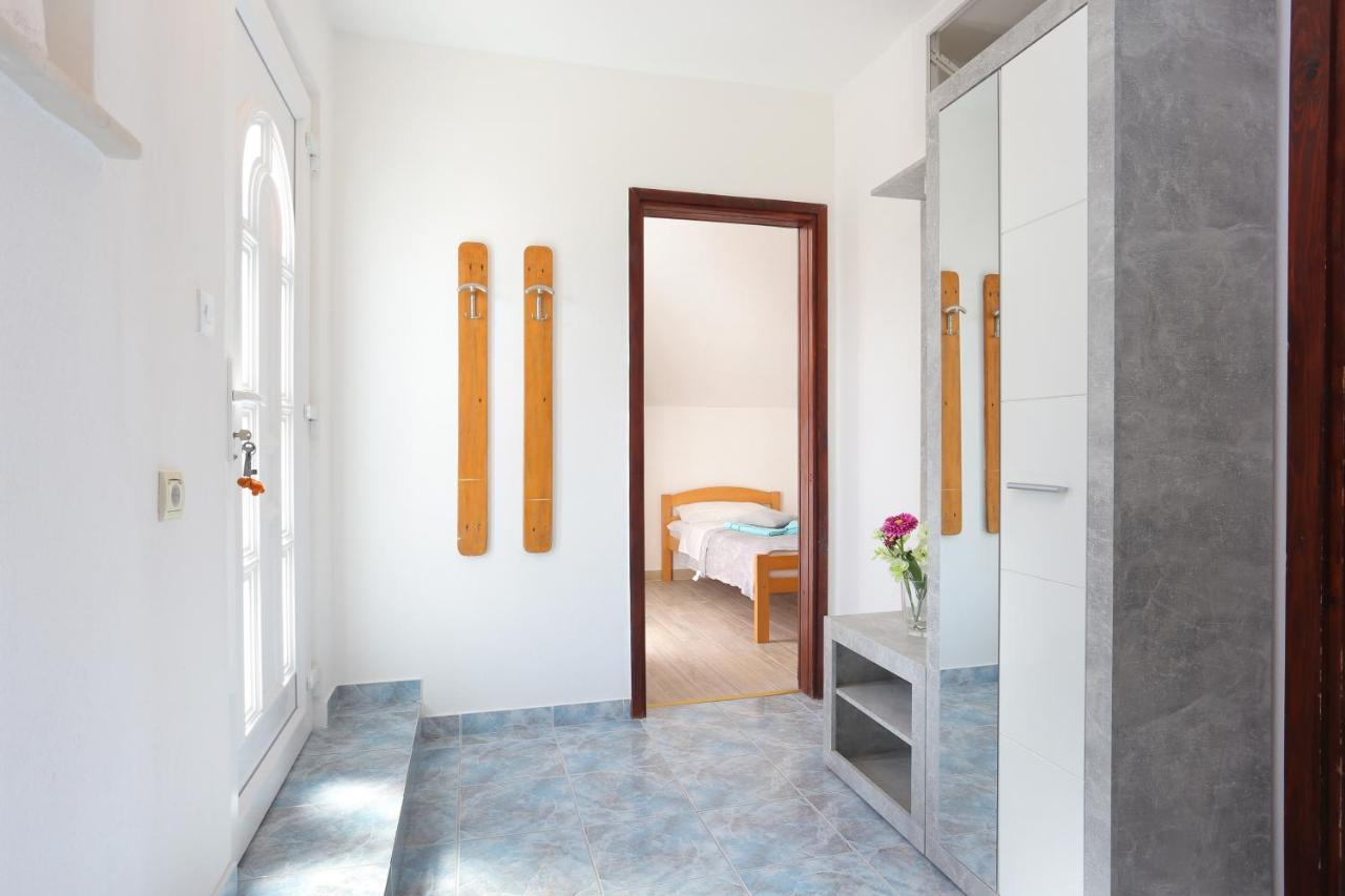 Family Friendly With A Swimming Pool - 21026 Apartamento *