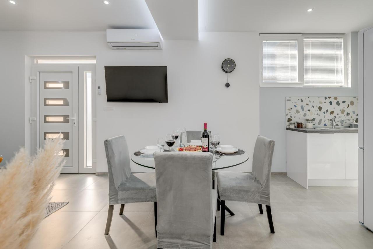 Apartment Brand New Luxury Asi Split