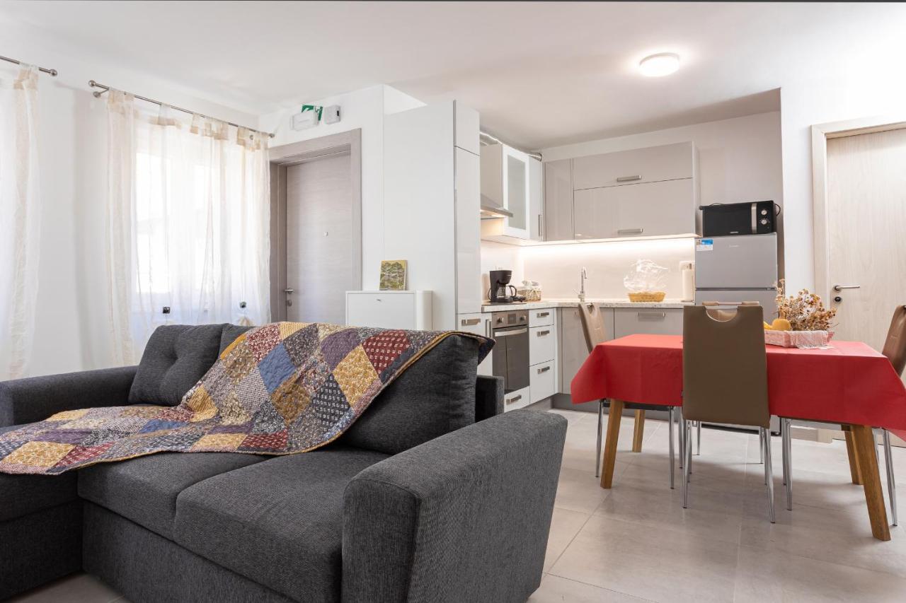 Apartment Marina *