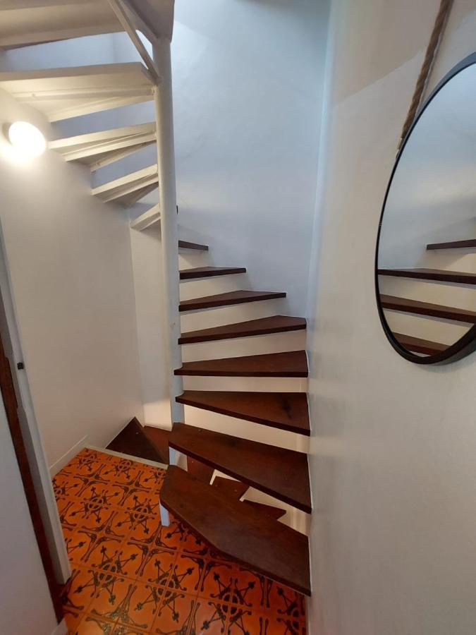 Authentic In Stone House At The Location Split