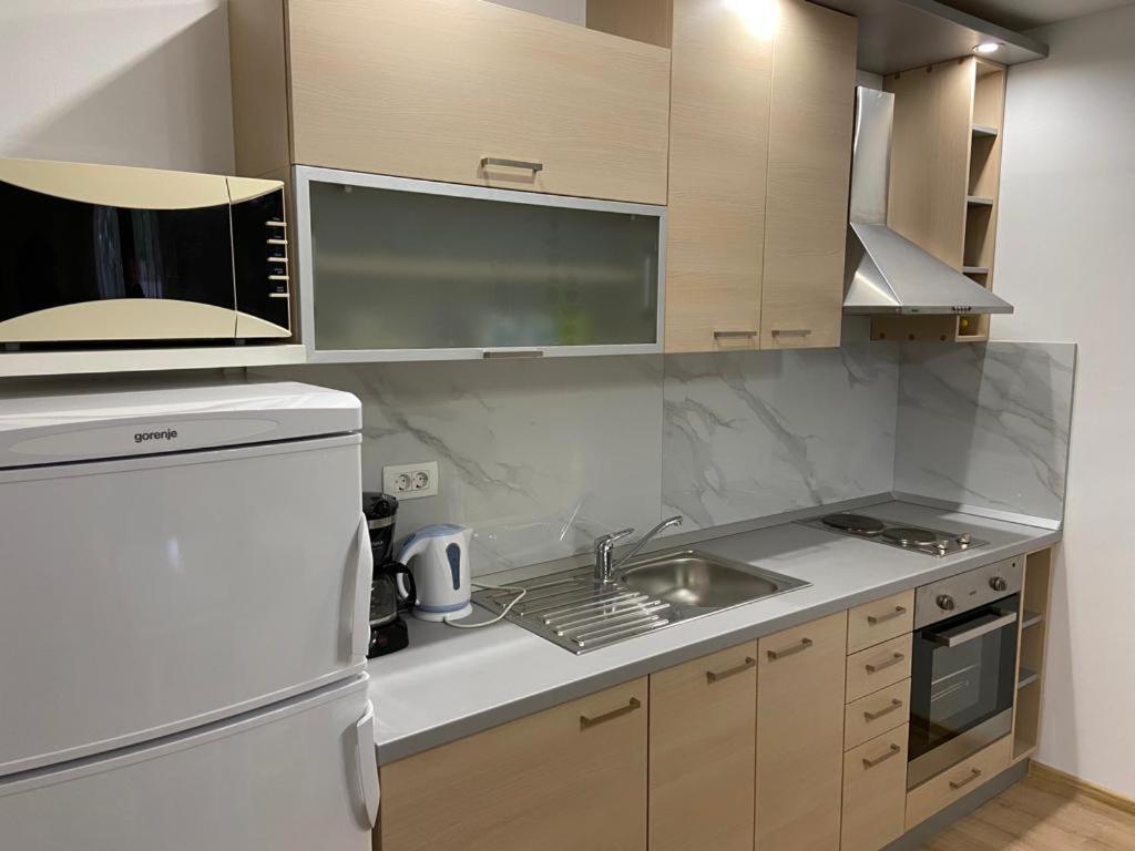 Ana Apartment *