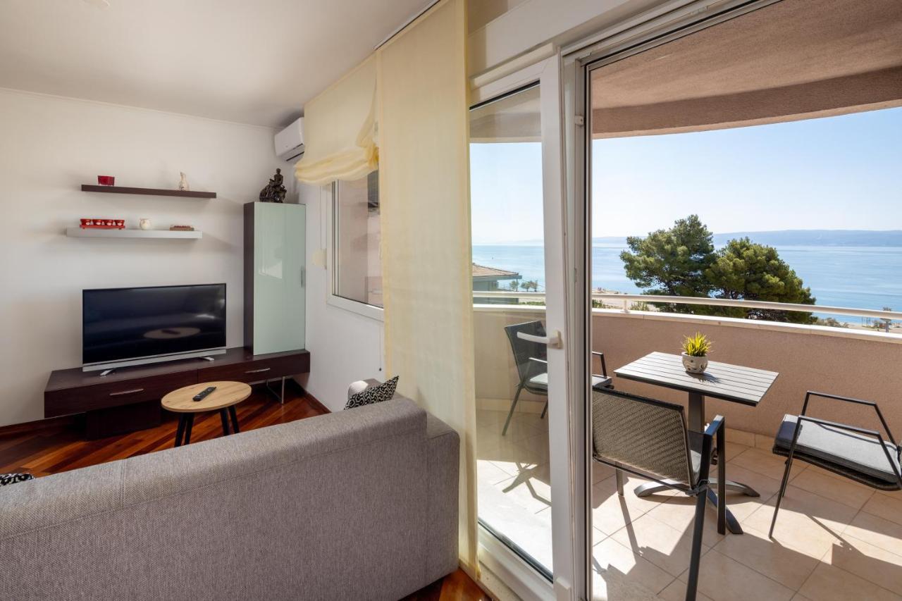Big Modern Two - Bedroom With Sea View And Balcony - Apartment Split