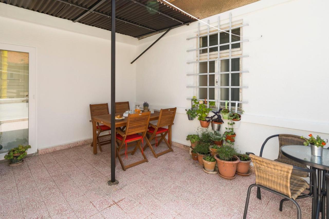 Apartment Classy W Terrace In The Heart Of *