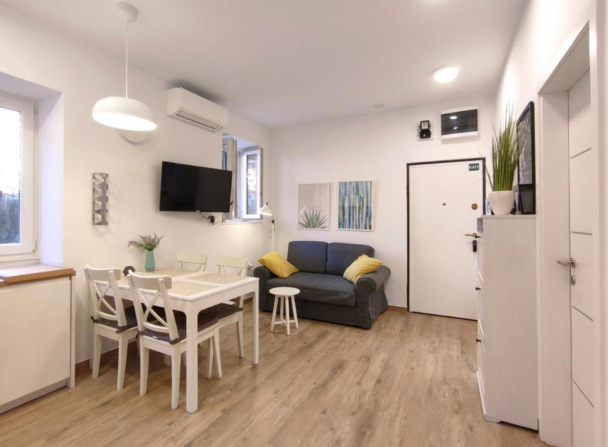 Lilly Apartment