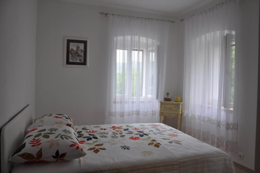 Lovelife Apartment
