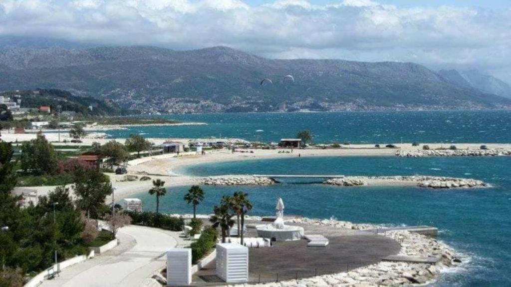 Apartman Relax Whit Big Terrace 170m2 Near The Split