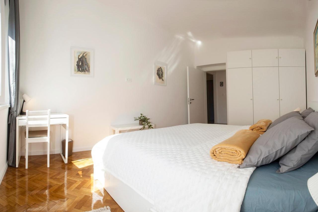 Apartment L&s Superior With Balcony And Parking - Excellent Location Within Walking Distance Of Diocletian's Palace And Bacvice