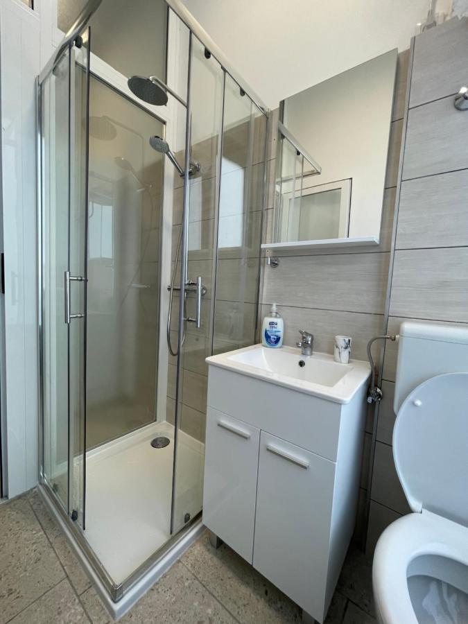 Two Bedroom N *