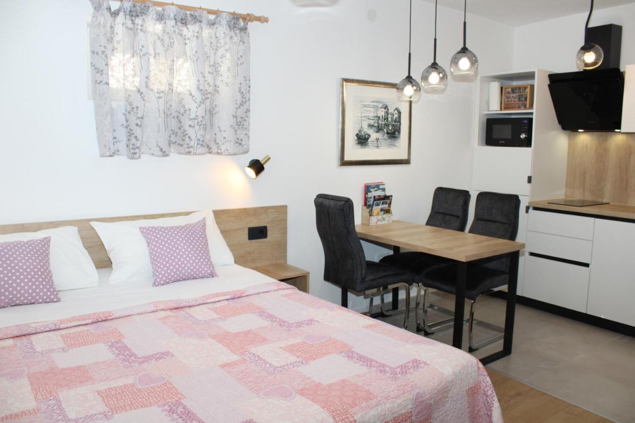 Lana Apartment Split