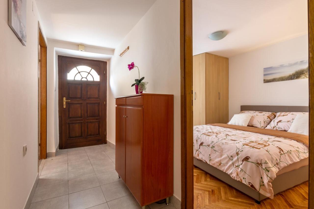 Apartment Bernard Old Town