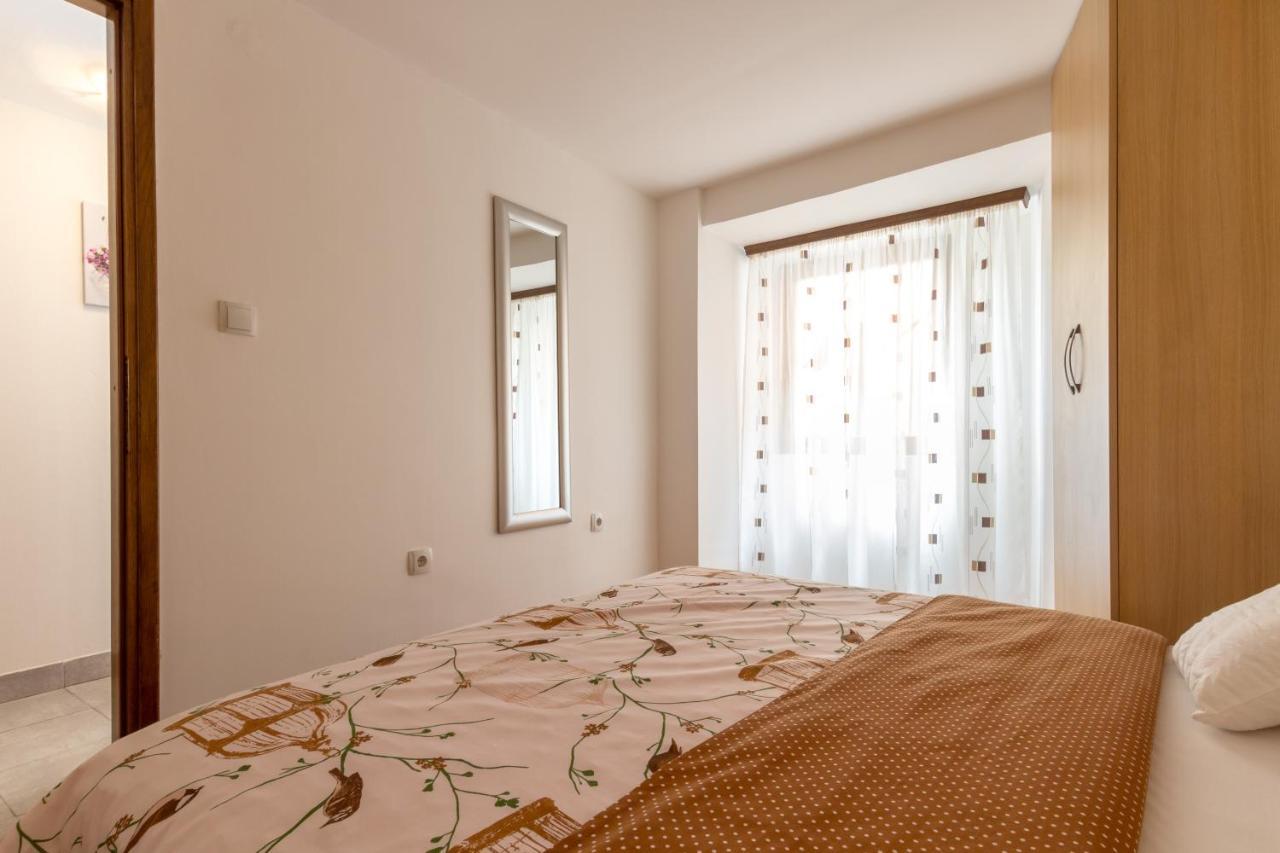 Bernard Old Town Apartment Split