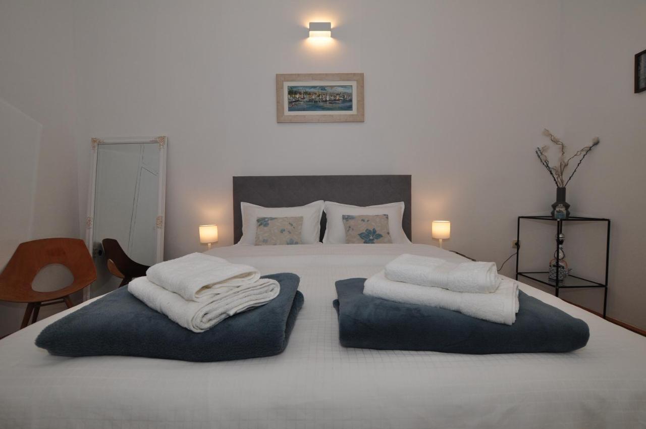 Apartment Moel Split