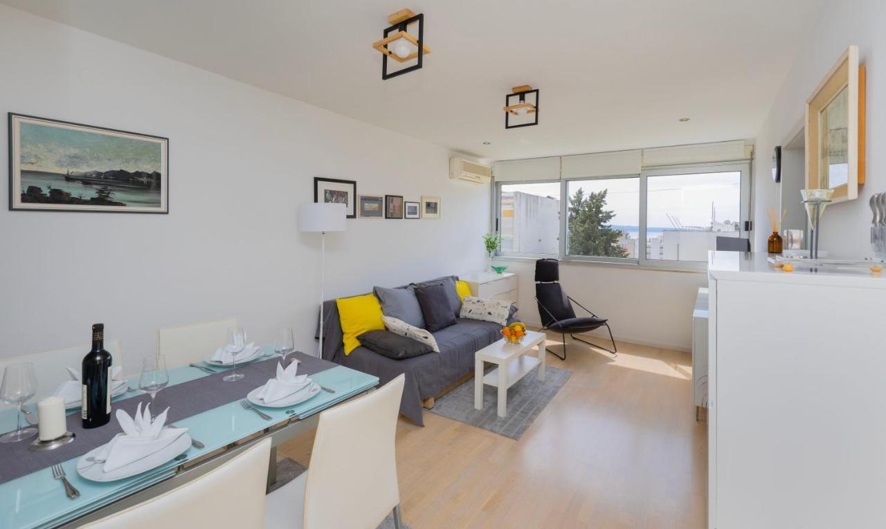 Apartment Saluti Near Old Town With Sea View&parking Split