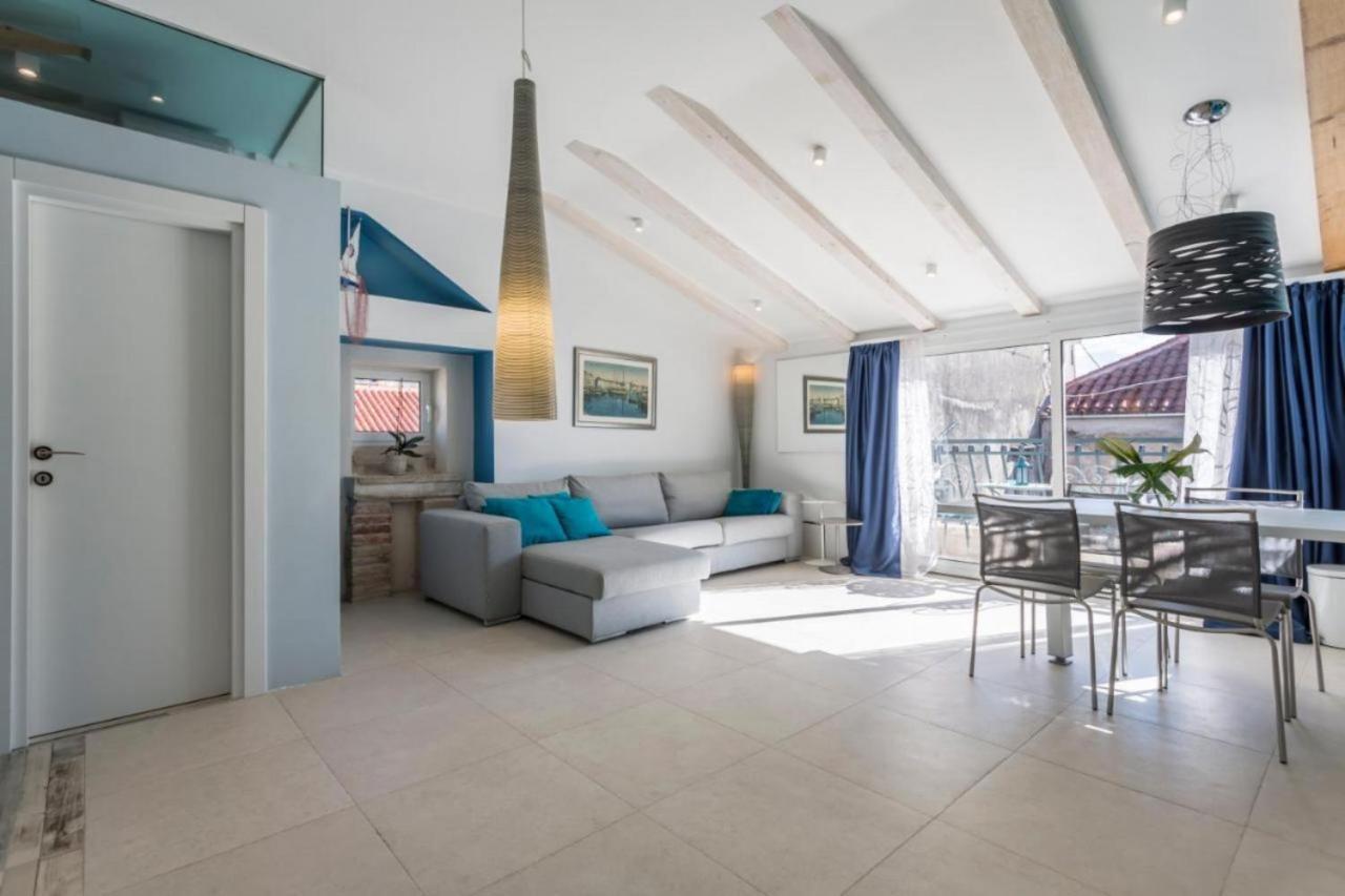 Apartment Ria In Diocletian Palace Split