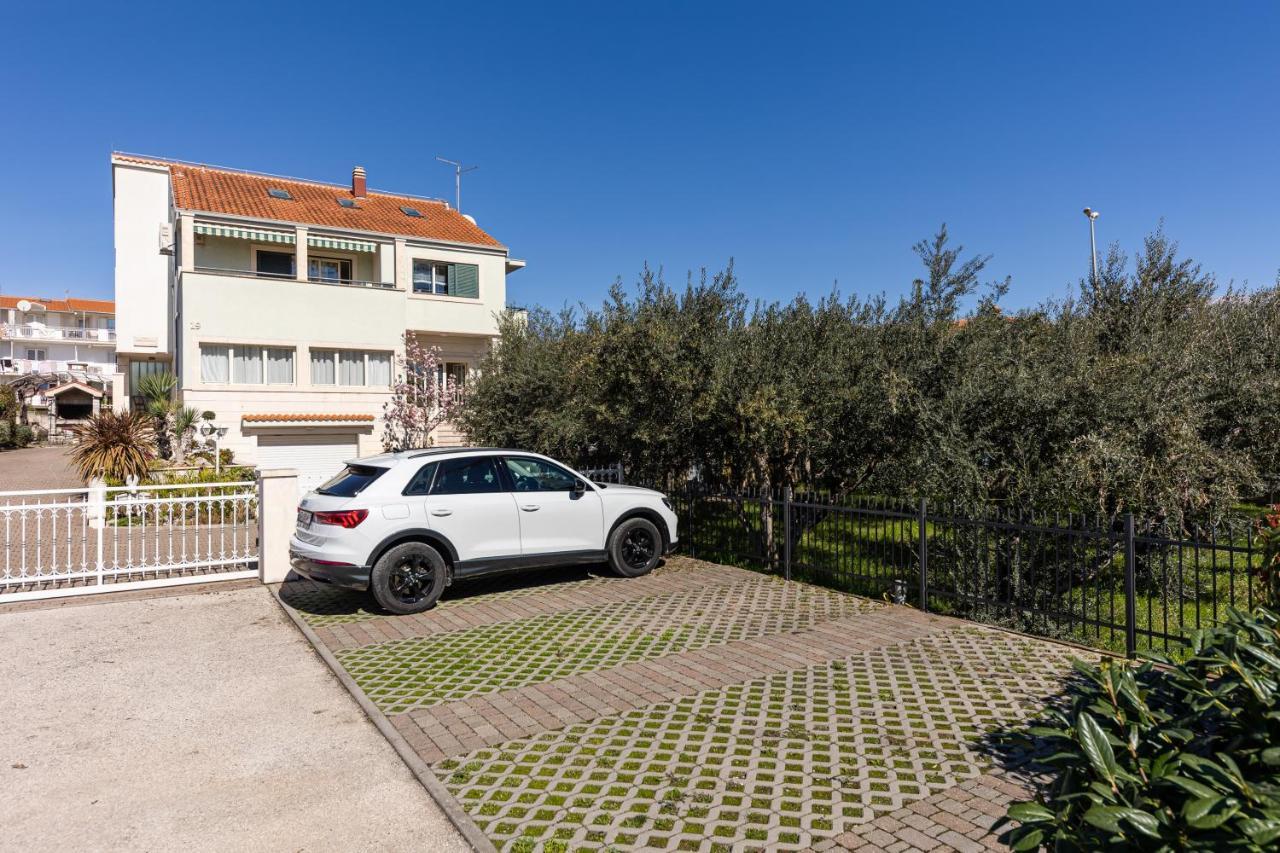 The Olive Poolhouse Apartamento Split