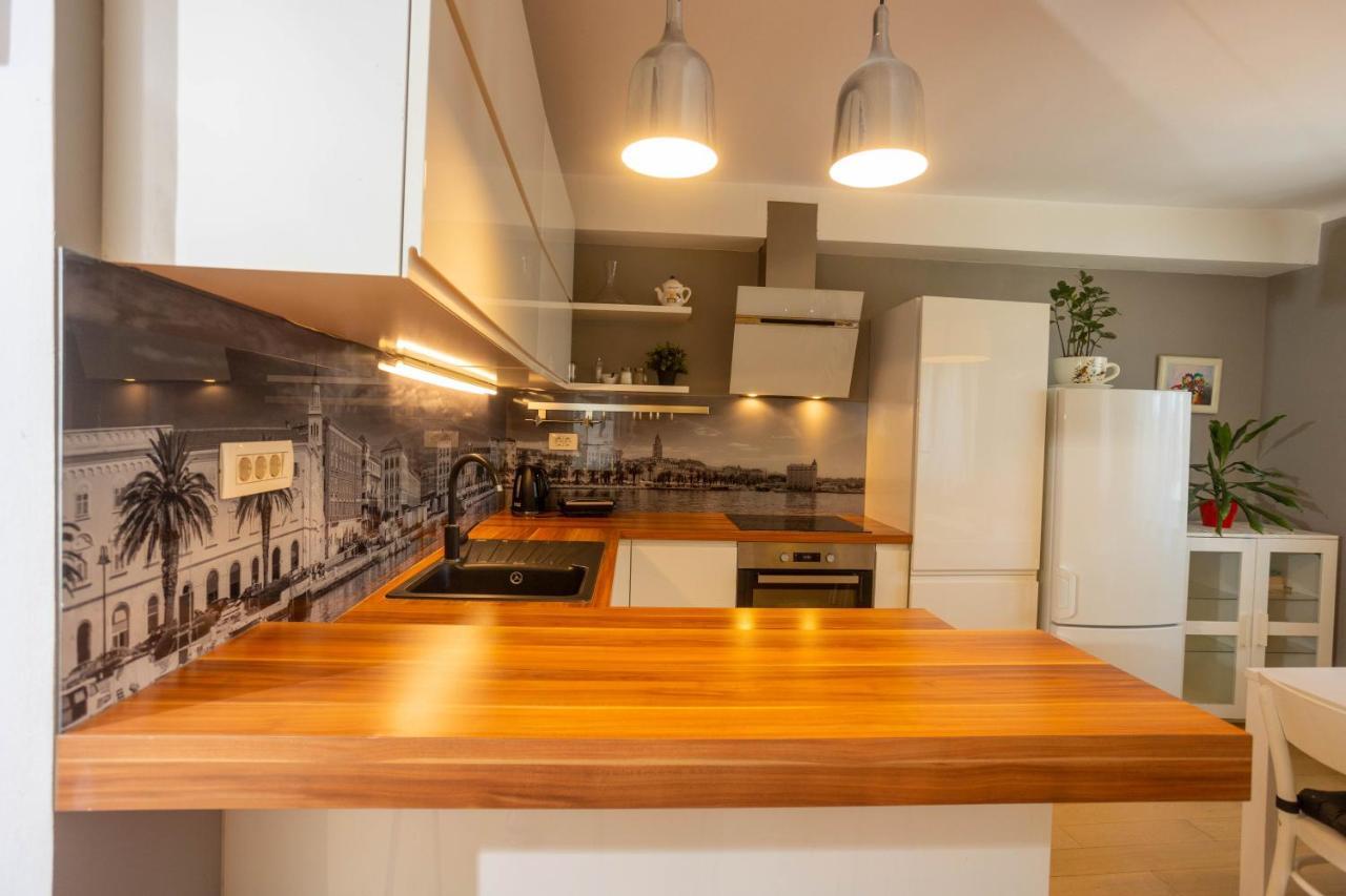 Aviani Apartment *