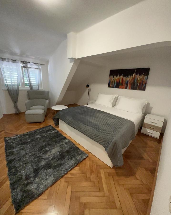 Vicko Apartment