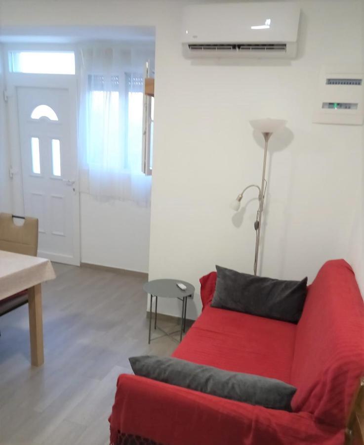 Apartment Neva With Free Private Parking Space Split