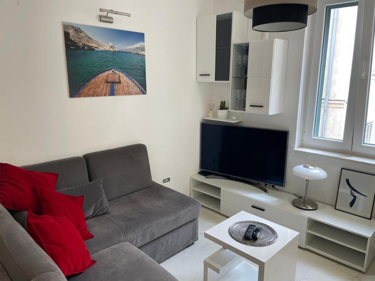 “jelin Dvor” 3+2, Bacvice, Apartment *