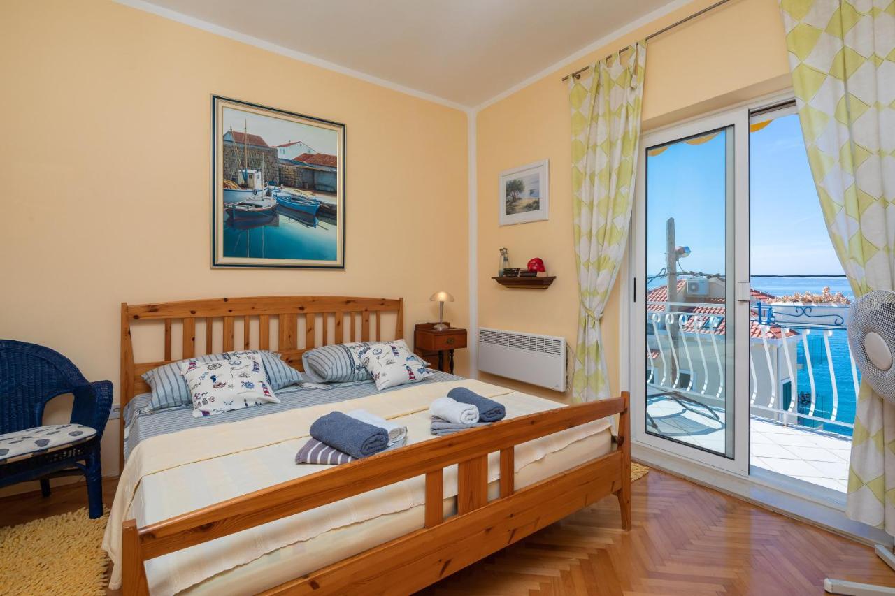 Vue - 3 Floor Private House By The Sea Split