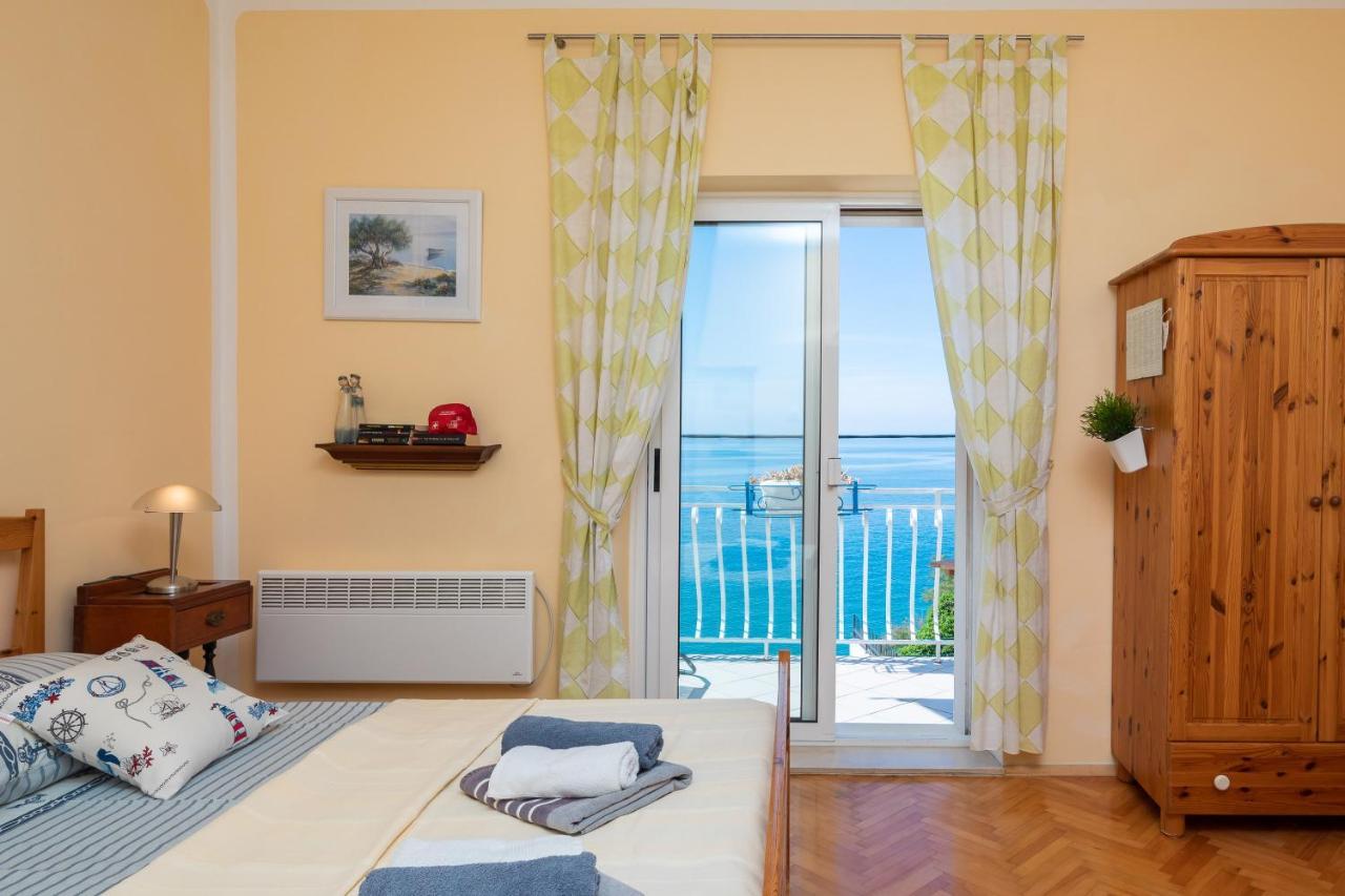 Vue - 3 Floor Private House By The Sea Split