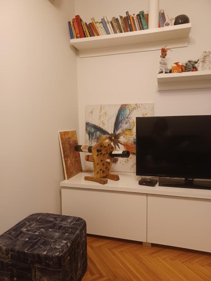 Apartment Apartment Penny *