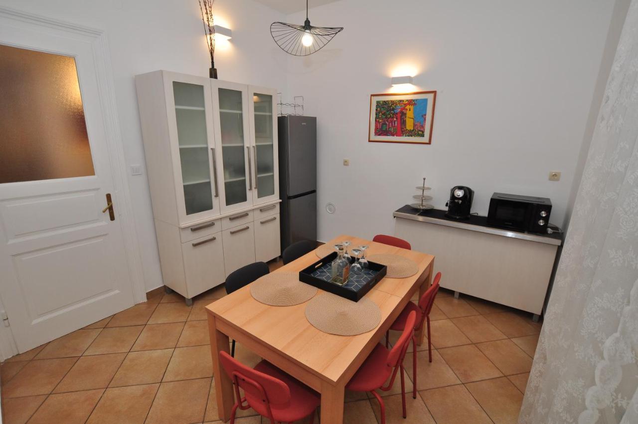 Apartment Moel
