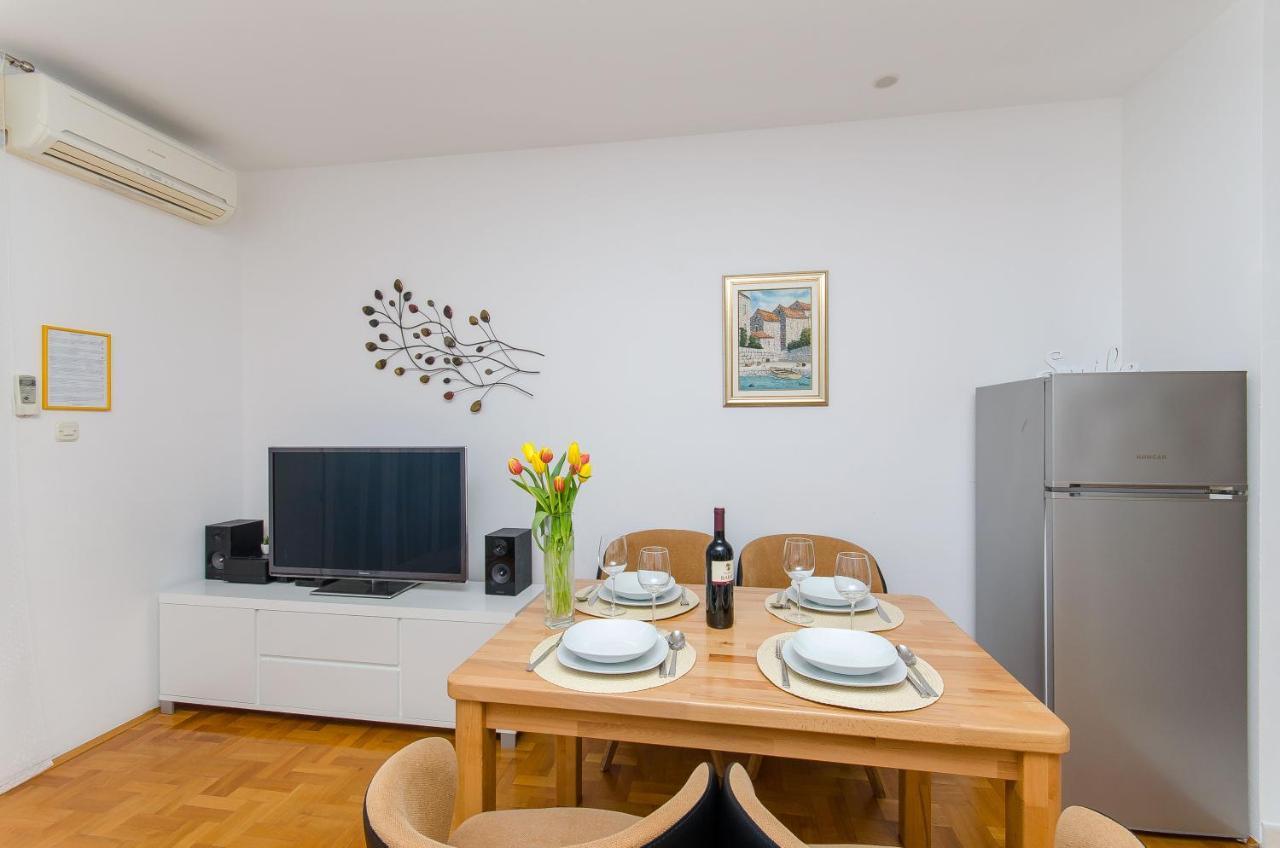 Apartman Spacious Smile With Terrace And Secure Garage Split