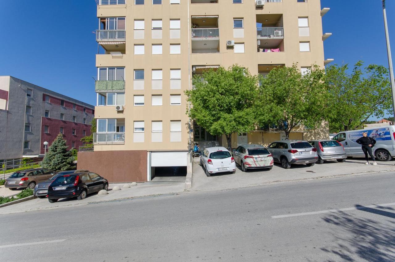 Apartman Spacious Smile With Terrace And Secure Garage Split