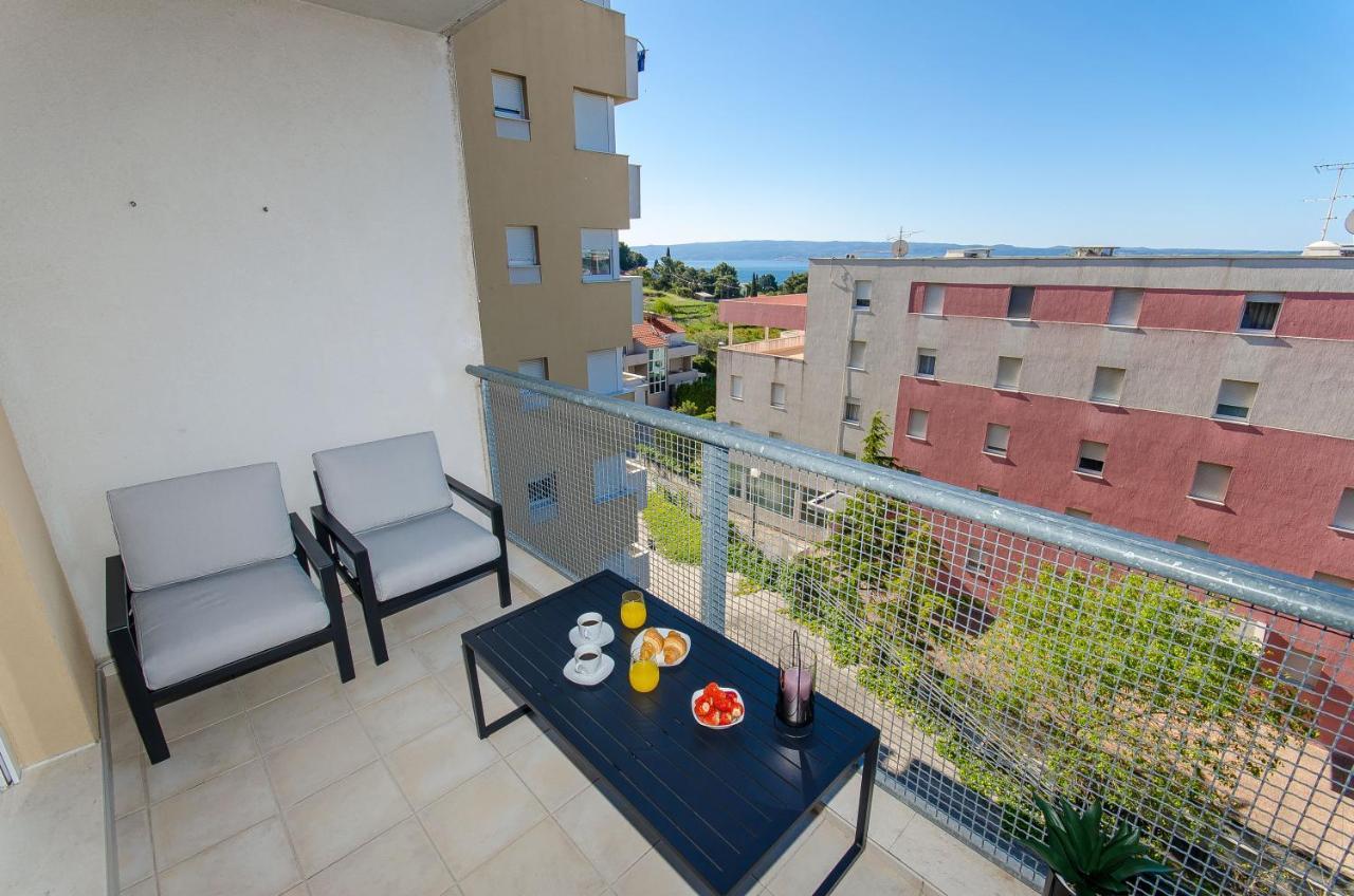 Spacious Smile With Terrace And Secure Garage Apartman