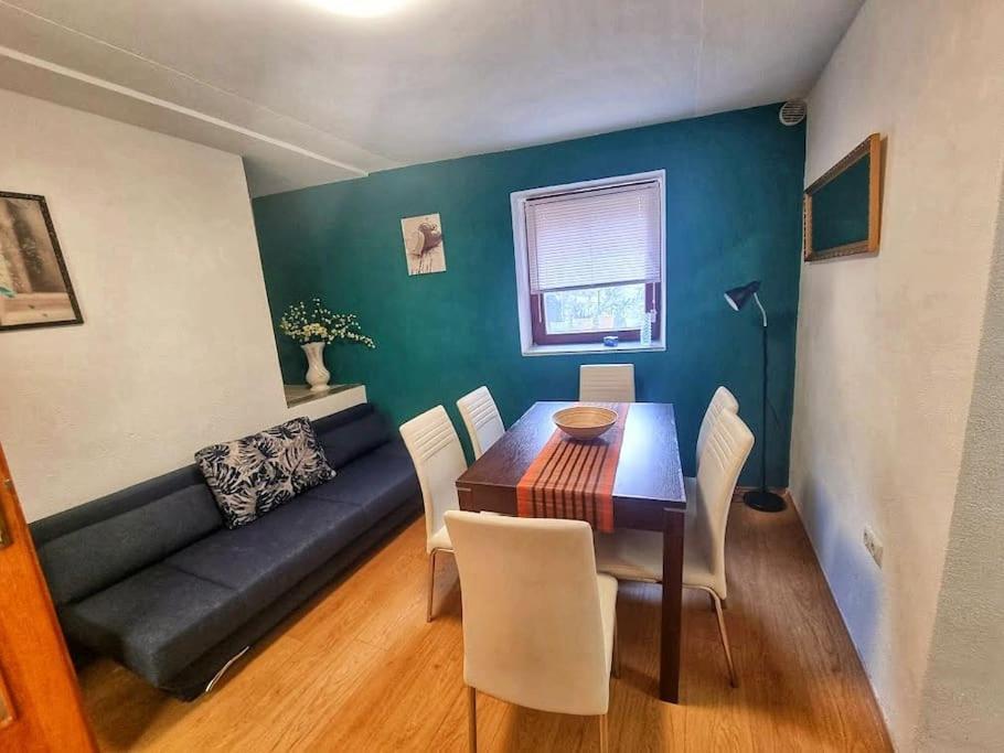 Evala Apartman