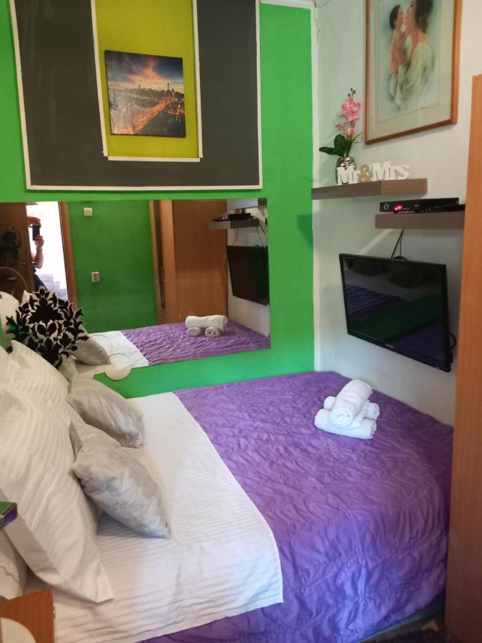 S-Type Apartment In The Center Split