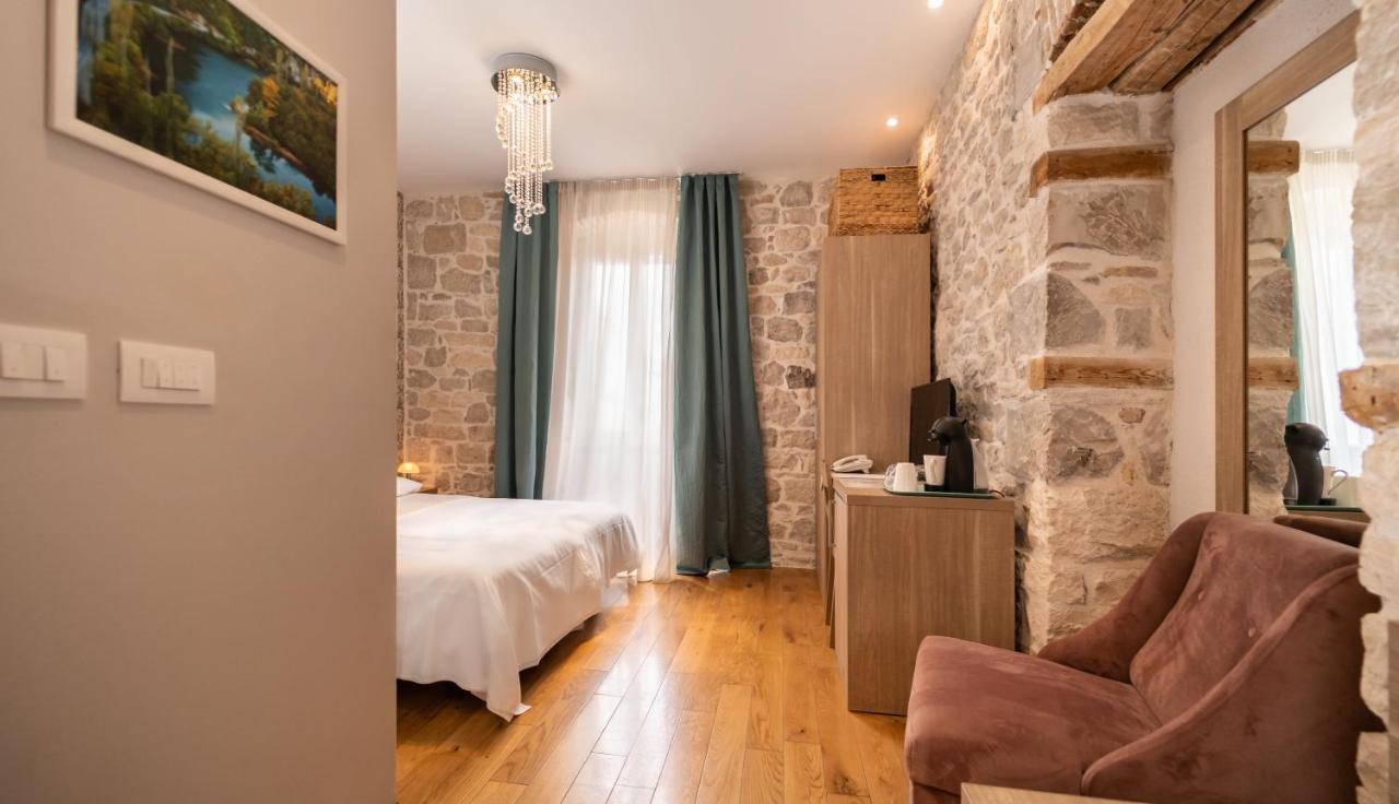 Tifani Luxury 2 Apartment