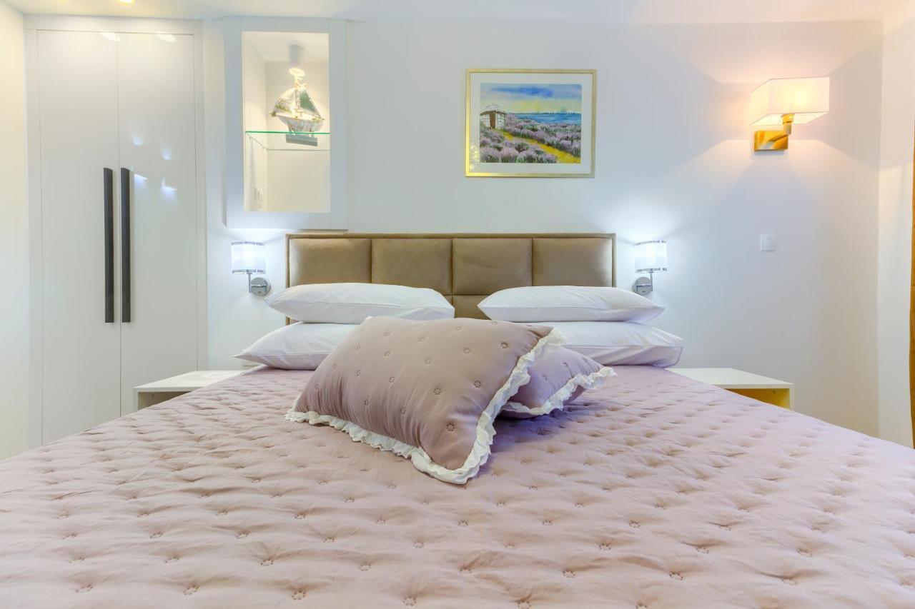 krevet i doručak Irini Luxury
